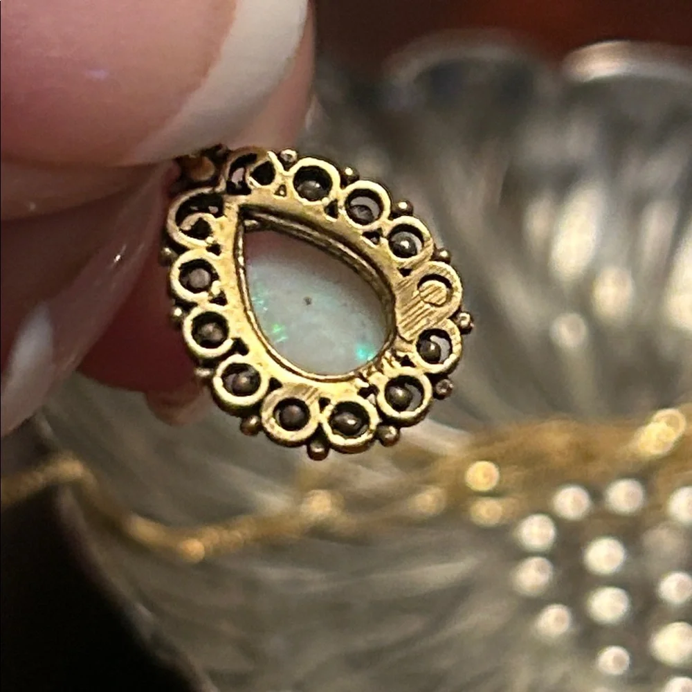 Vintage 14K Opal Pendant on a Gold Vermeil 925 Chain Necklace